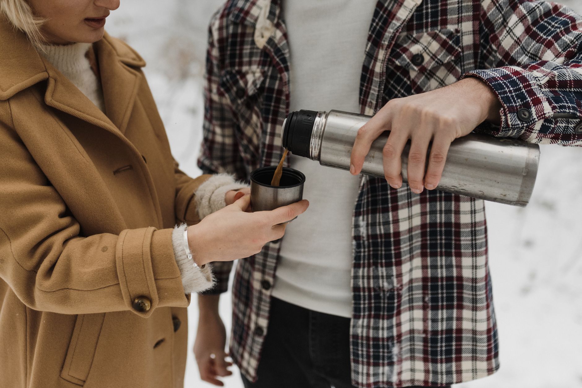 Comment transformer votre salon avec des plaids cet automne ? Nos astuces